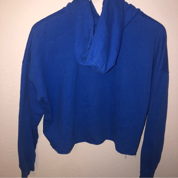 Riverdale Vixens Blue Crop Hoodie size M - Picture 5 of 5